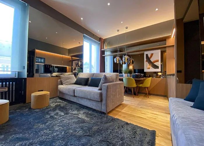Cozy Apartments In Rome Near Santa Maria